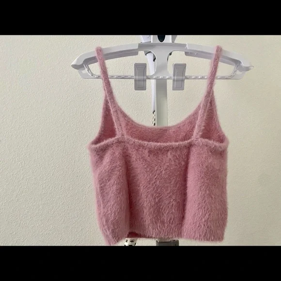 Kendall & Kylie Fuzzy Crop top - light pink - spaghetti straps - small - Picture 5 of 5